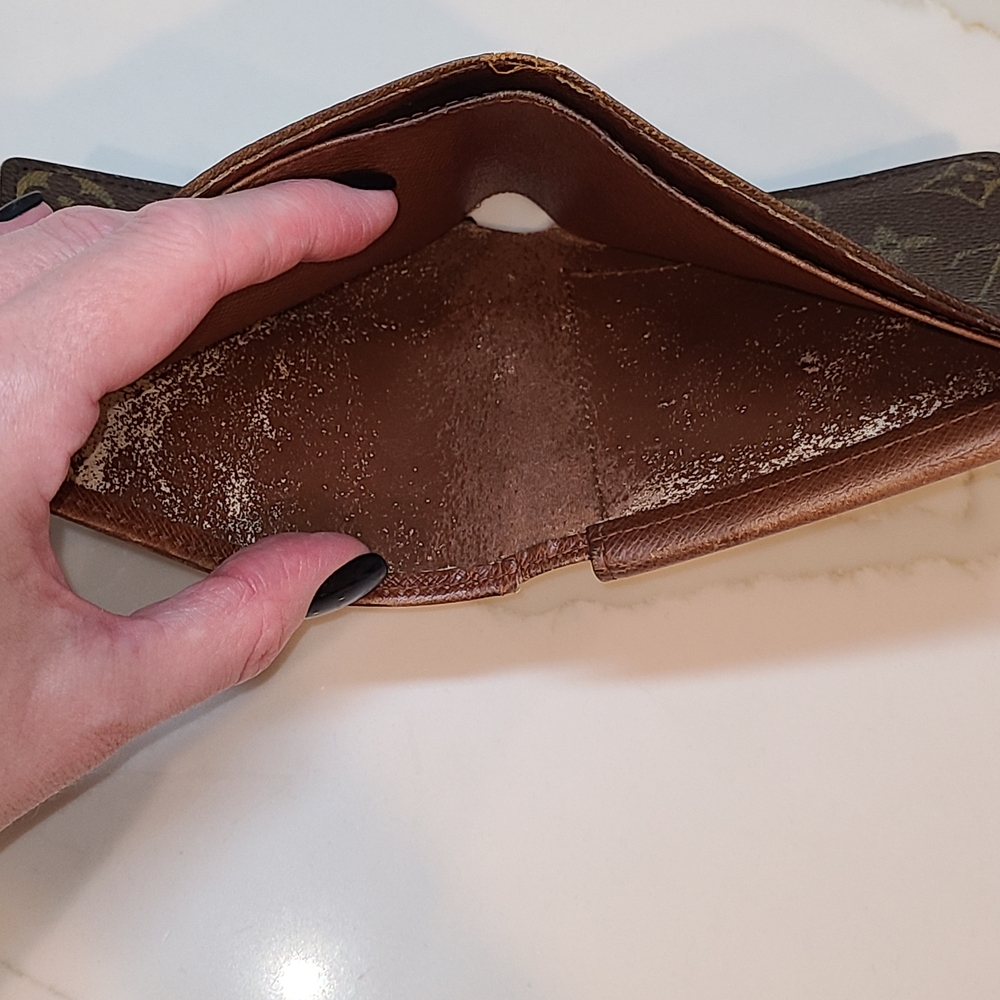 Louis Vuitton Brown and Gold Monogram Wallet Bifold With Coin Purse - Picture 8 of 12